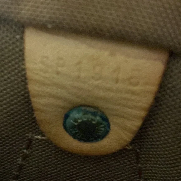 Louis Vuitton Monogram Speedy 30 - Picture 17 of 17